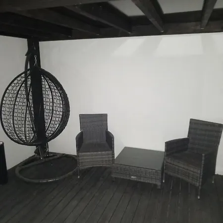 Black House B Jacuzzi Appartamento *