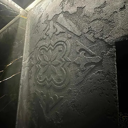 Апартаменты Black House B Jacuzzi Радом