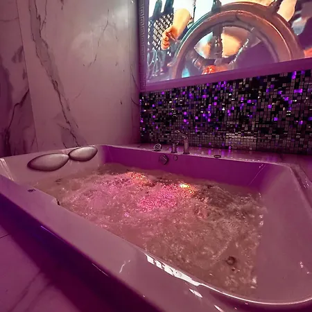 Black House B Jacuzzi *