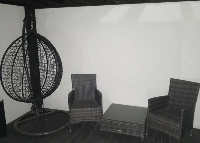 Black House B Jacuzzi Appartamento *