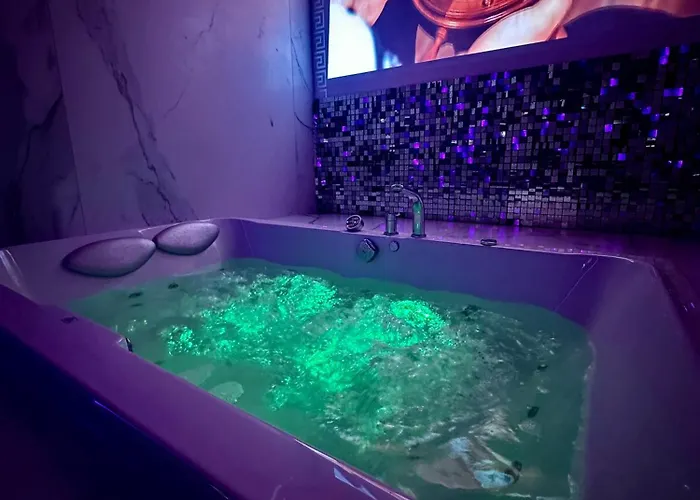 Black House B Jacuzzi رادوم